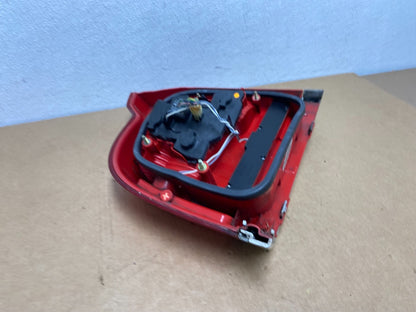2004 - 2006 Volvo S80 Right Passenger RH Side Tail Light AC1721 DG5