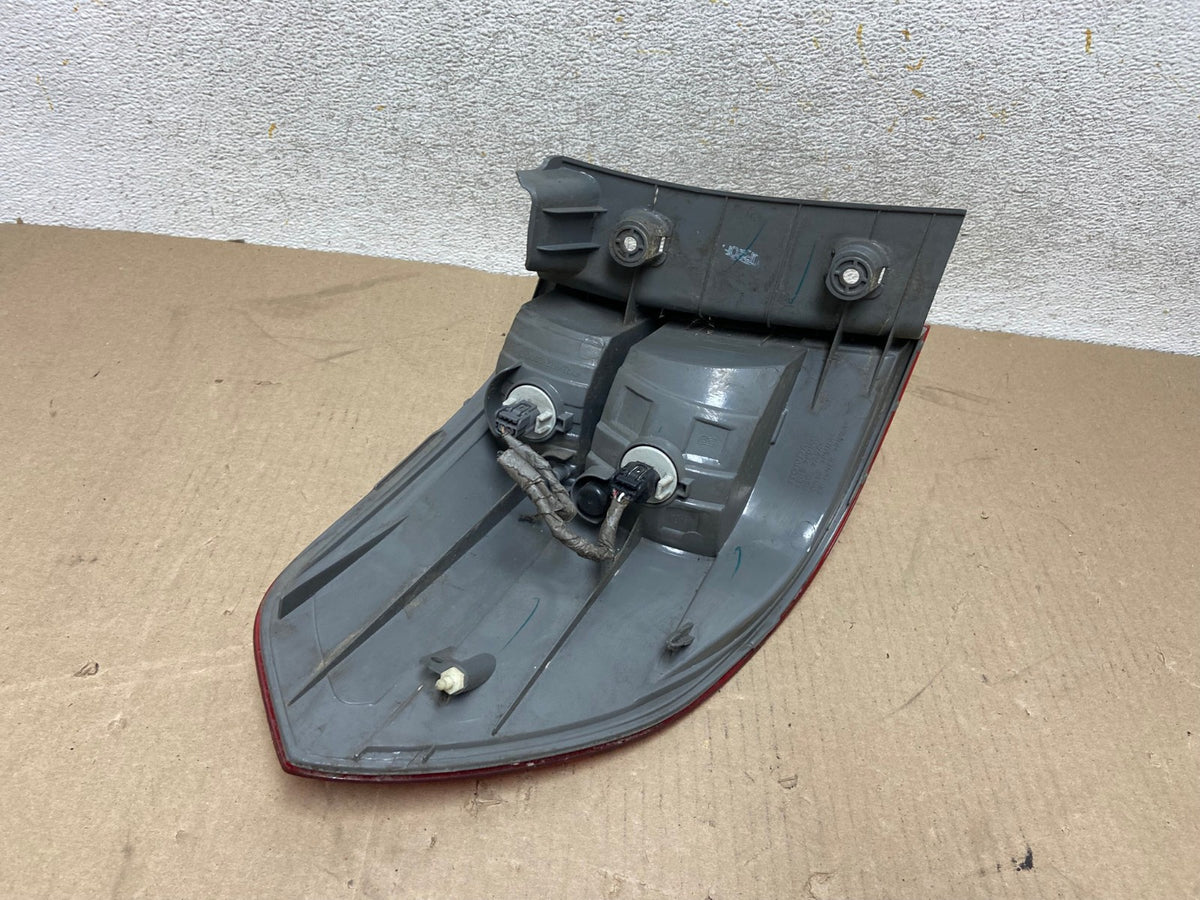 2005 2006 2007 Honda Odyssey Right Passenger RH Side Tail Light AH6778 LK6