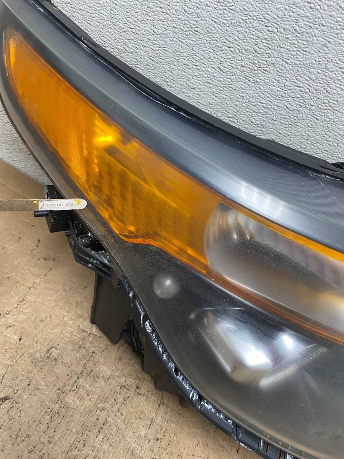 2011 to 2015 Ford Explorer Police Right Passenger Halogen Headlight Oem S1639 DW6