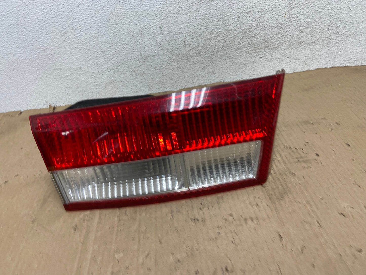 2003-2004 Honda Accord Sedan Left Driver LH Inner Tail Light AE9316 LK0