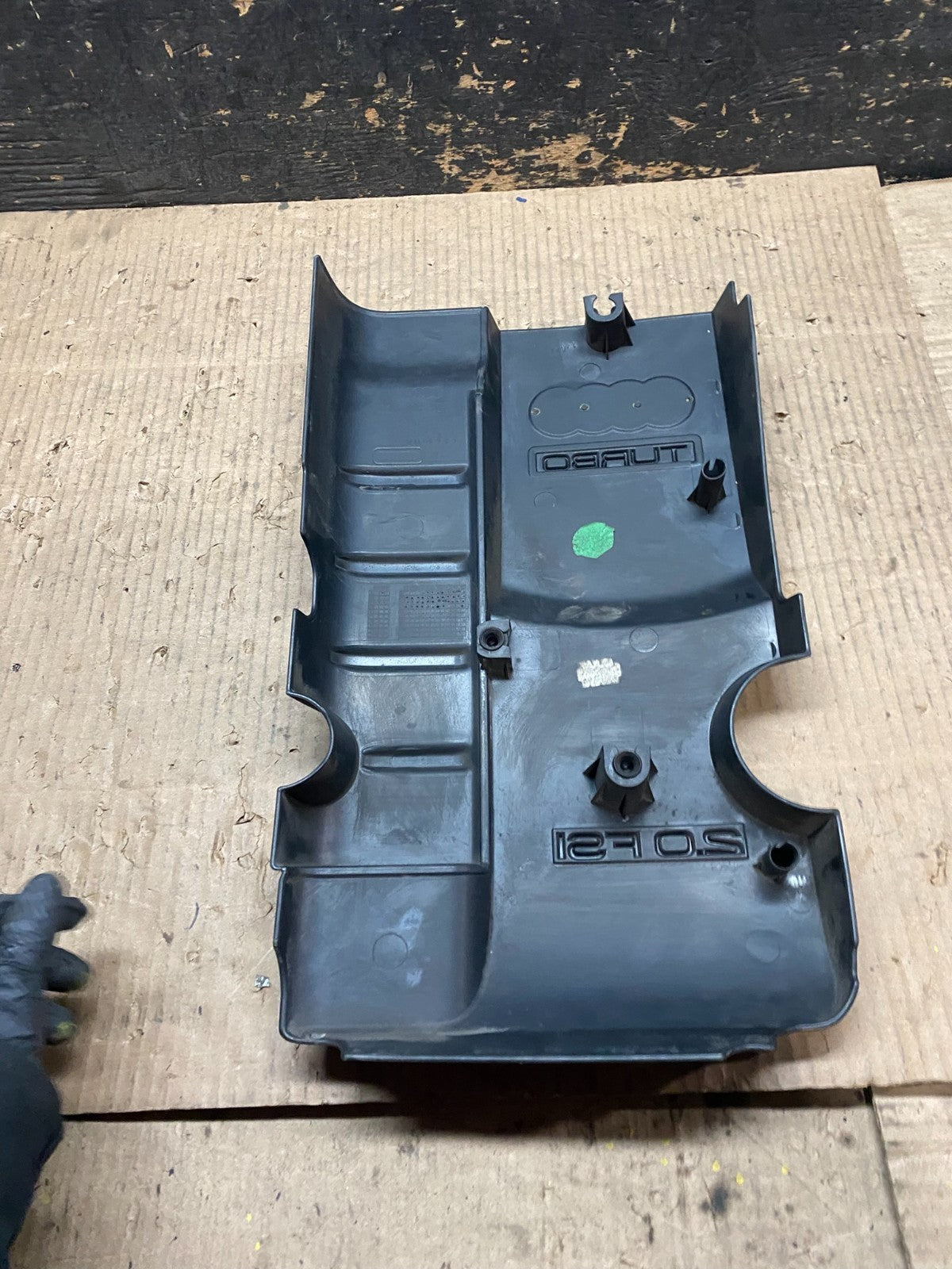 2005 to 2008 Audi  A4 2.0L FSI Engine Cover  Garnish Oem w6207 DG4