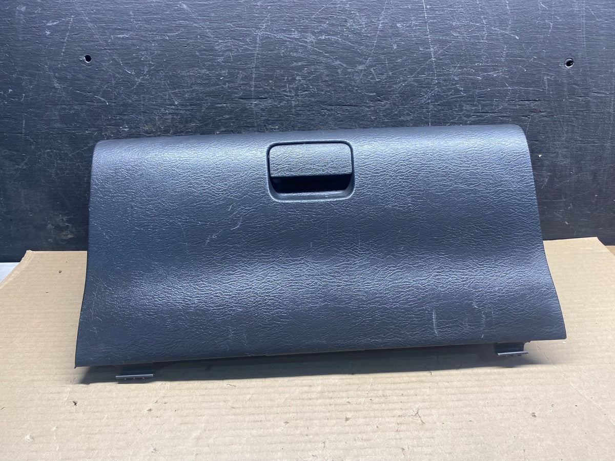 2002-2005 Dodge Ram 1500 Front Right Passenger RH Storage Glove Box ah9724 DG0