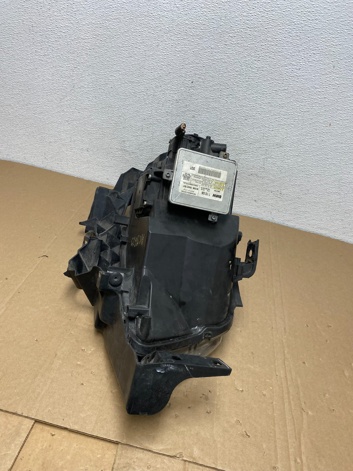2009-2011 Bmw 3 Series 328i 4/D Sedan Left Driver LH Headlight Xenon AC562310