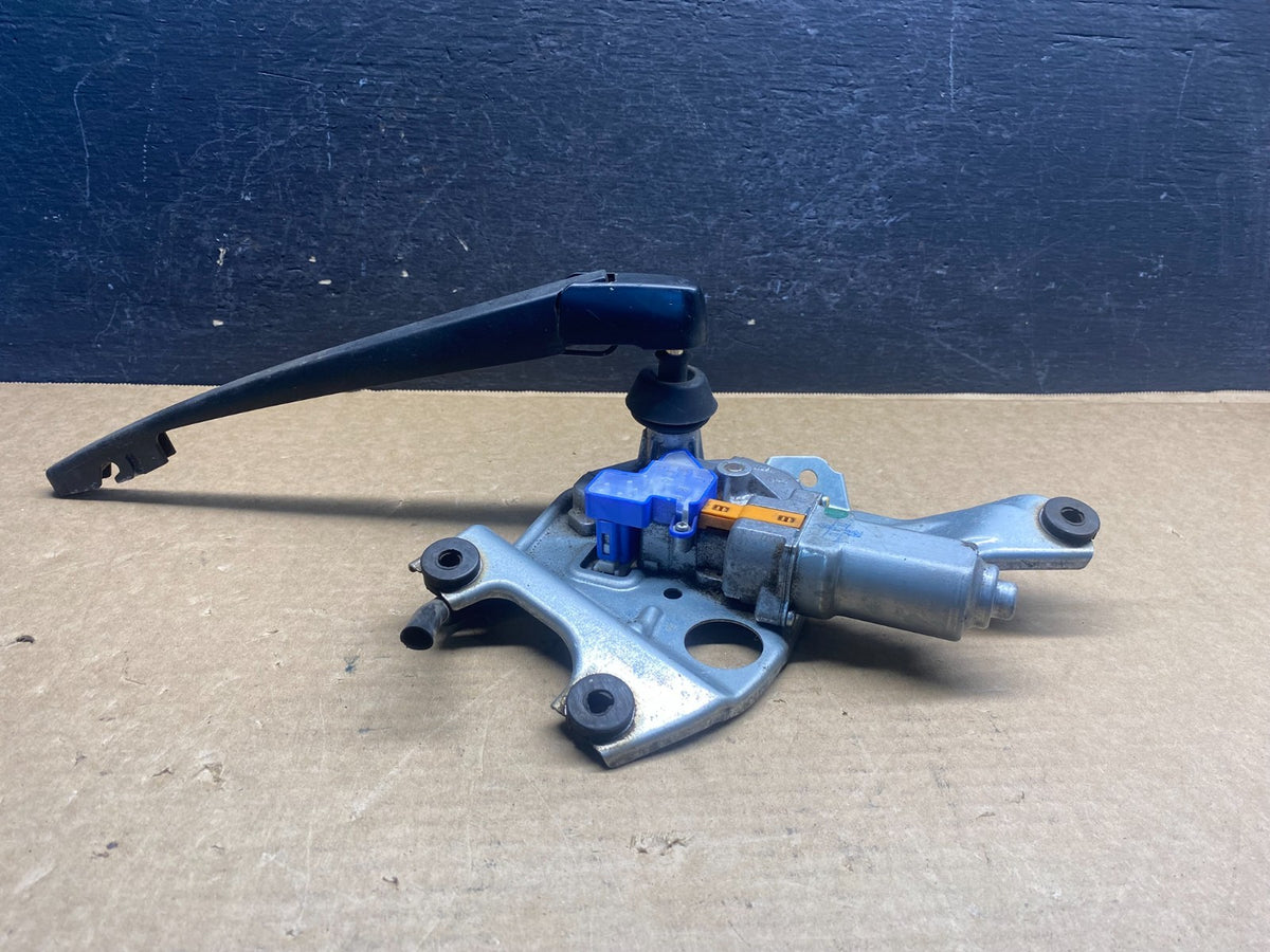 2010 to 2014 Subaru Legacy Outback Rear Wiper Motor AF6602 PS1