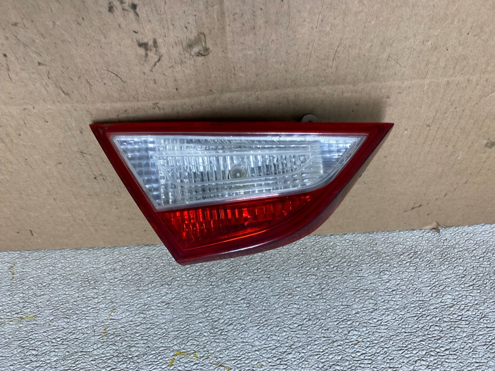 2011 2012 2013 2014 Hyundai Sonata Left Driver Inner Tail Light Oem W0746 DW0
