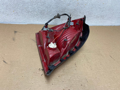 2001 2002 2003 Hyundai Elantra Right Passenger Rh Tail Light AH4497 LK4