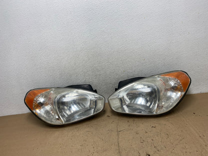 2006 to 2011 Hyundai Accent Sedan Left+Right Halogen Headlights AG5685 DW0