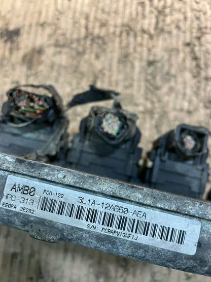 2003 Ford Expedition 5.4L Engine Control Computer Module ECM ECU OEM V2266 DG3