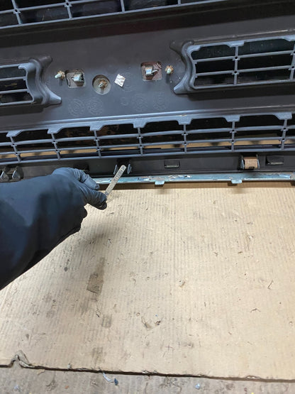 2008-2014 Ford Econoline E150 E250 Front Upper Chrome Grill Grille Oem X3216 DG14