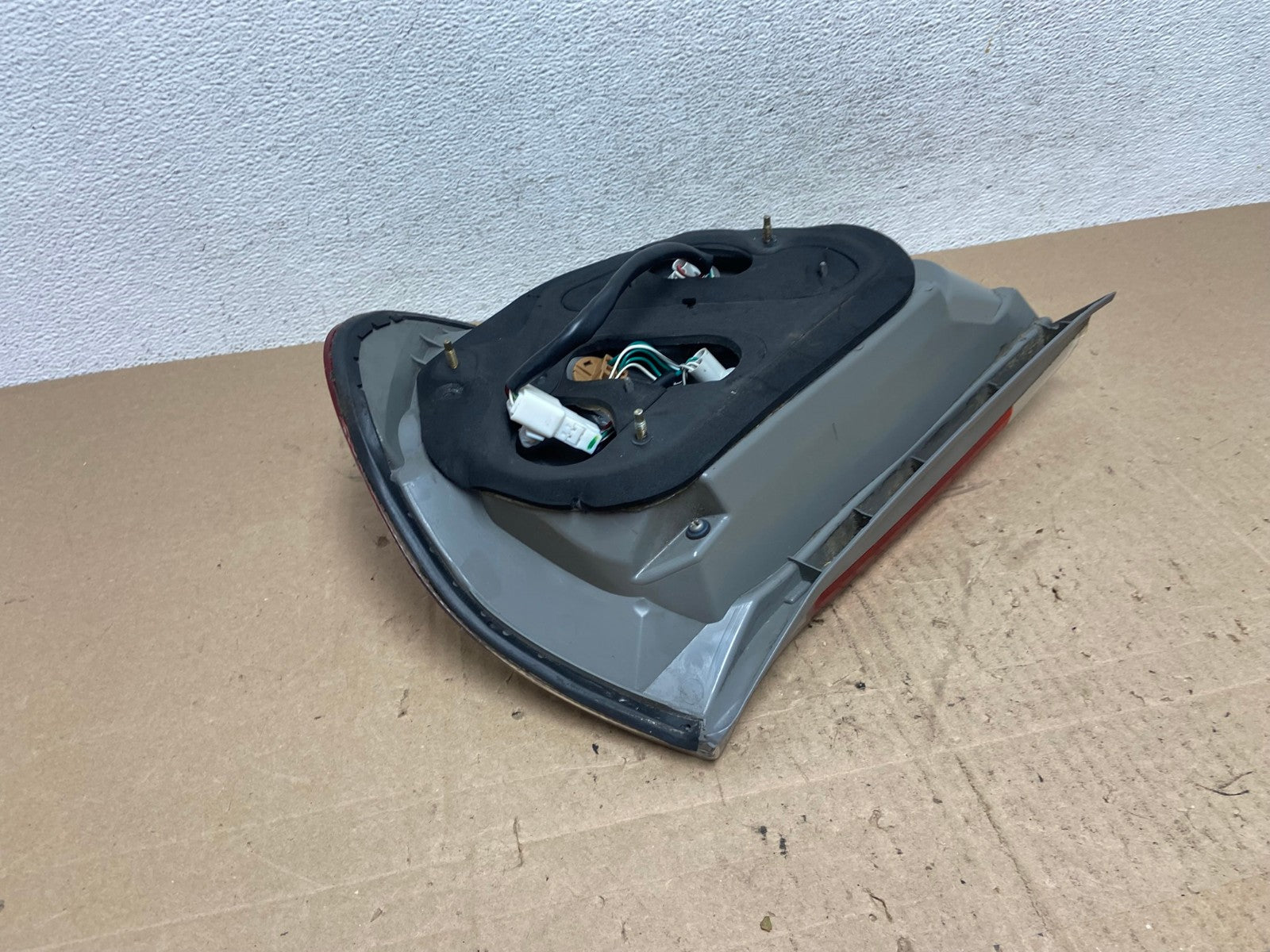 2005 to 2006 Toyota Camry Tail Light Left Driver Lh Side AE6428 LK4