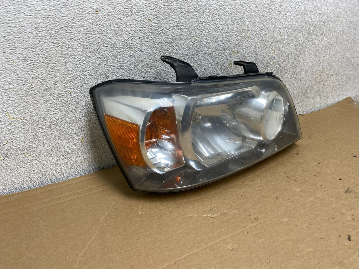 2004 2005 2006 Toyota Highlander Headlight Right Passenger RH Side AH8283 DW1