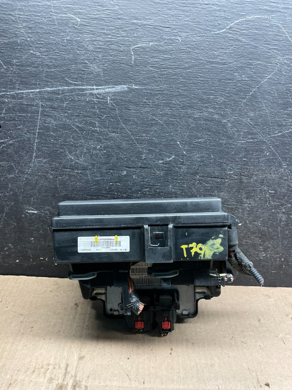 2005 2006 Jeep Grand Cherokee Fuse Box Multi-Function Relay Module OE T7369 DG0