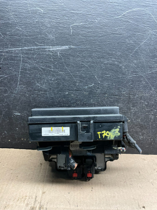2005 2006 Jeep Grand Cherokee Fuse Box Multi-Function Relay Module OE T7369 DG0