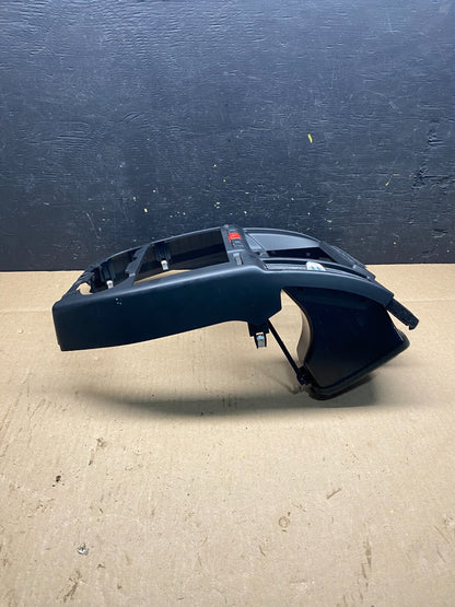 2008 to 2012 Land Rover LR2 OEM Center Dash Trim Bezel 6H52-014L09-AG O3643 DG2