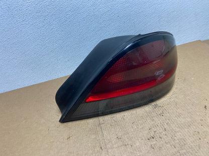 1999-2005 Pontiac Grand AM Right Passenger RH Side Tail Light AD2430 LK2