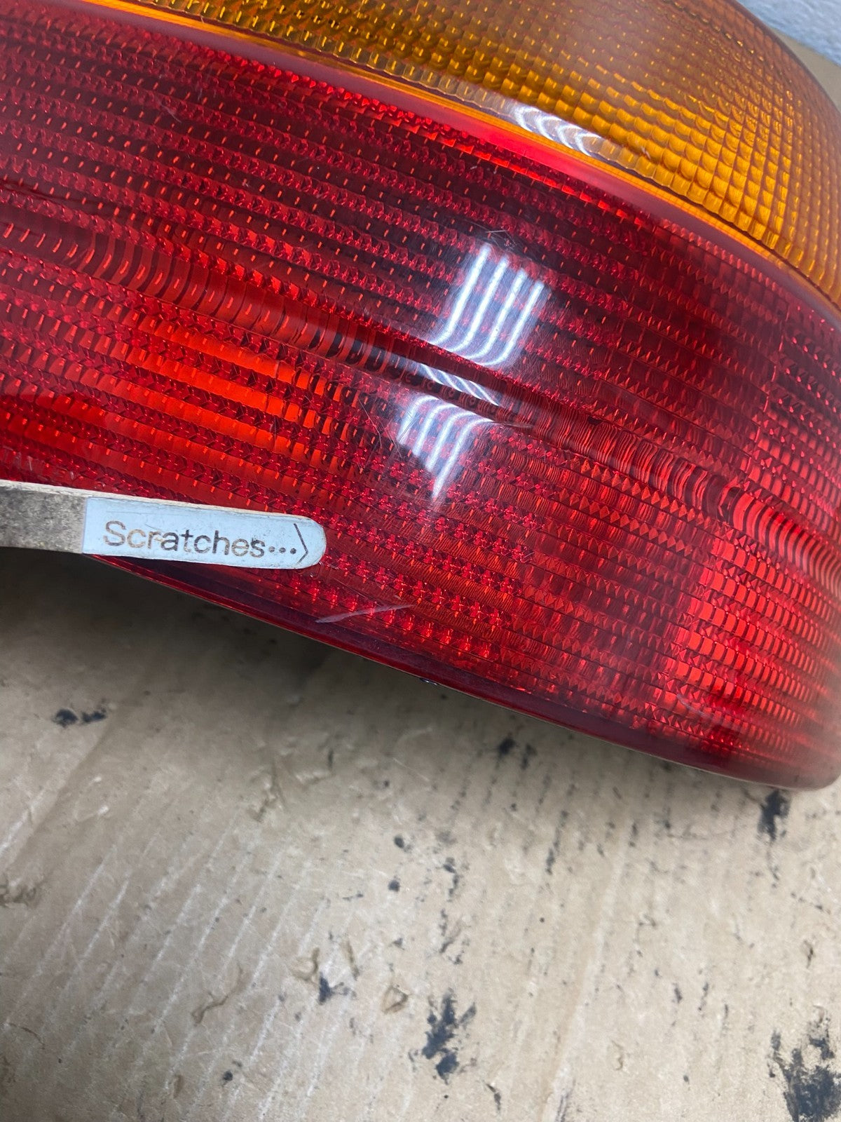 1998 to 2002 Chevrolet Prizm Right Passenger Rh Side Tail Light AG2322 DW3