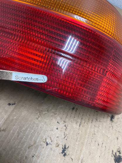 1998 to 2002 Chevrolet Prizm Right Passenger Rh Side Tail Light AG2322 DW3