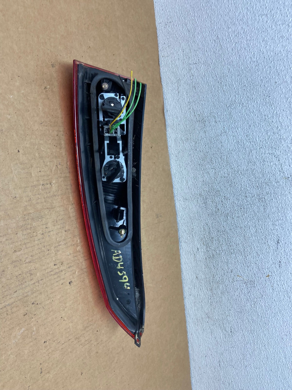 2001 - 2004 Volvo XC70 V70 Left Driver LH Side Tail Light Upper AD4594 LK7