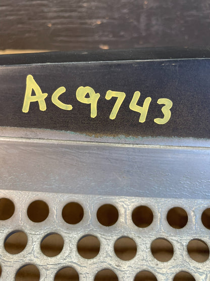 2002 to 2009 Gmc Envoy Front Upper Grill Grille AC9743 DW5
