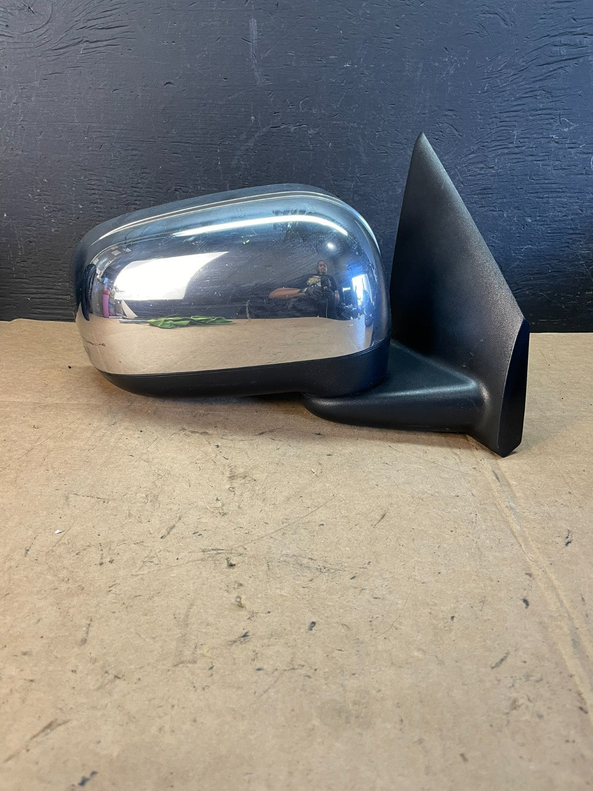 2007 2008 2009 Chrysler Aspen Right Passenger RH Mirror Heated AE1076 DW0