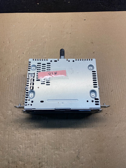 2013 to 2014 Ford Edge AM/FM Radio Reciever AG1906 DG3