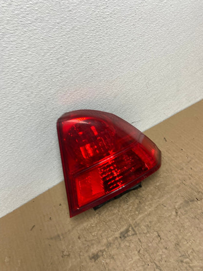 2003 2004 2005 Honda Civic Sedan Right Passenger Side Tail Light AC0311 LK2