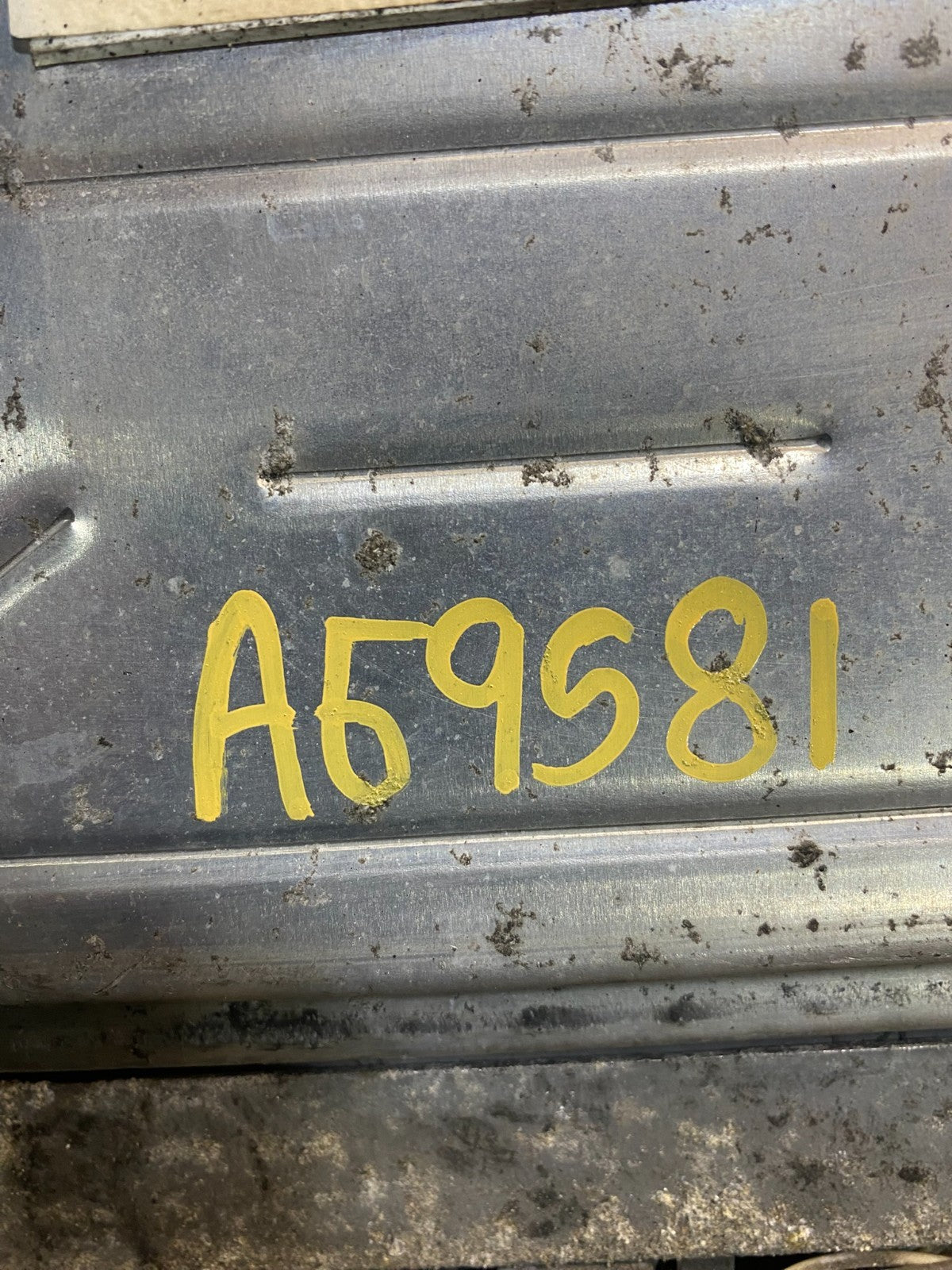 2001-2002 Silverado Tahoe Engine Computer Module 12200411 ECM ECU AG9581 DG3