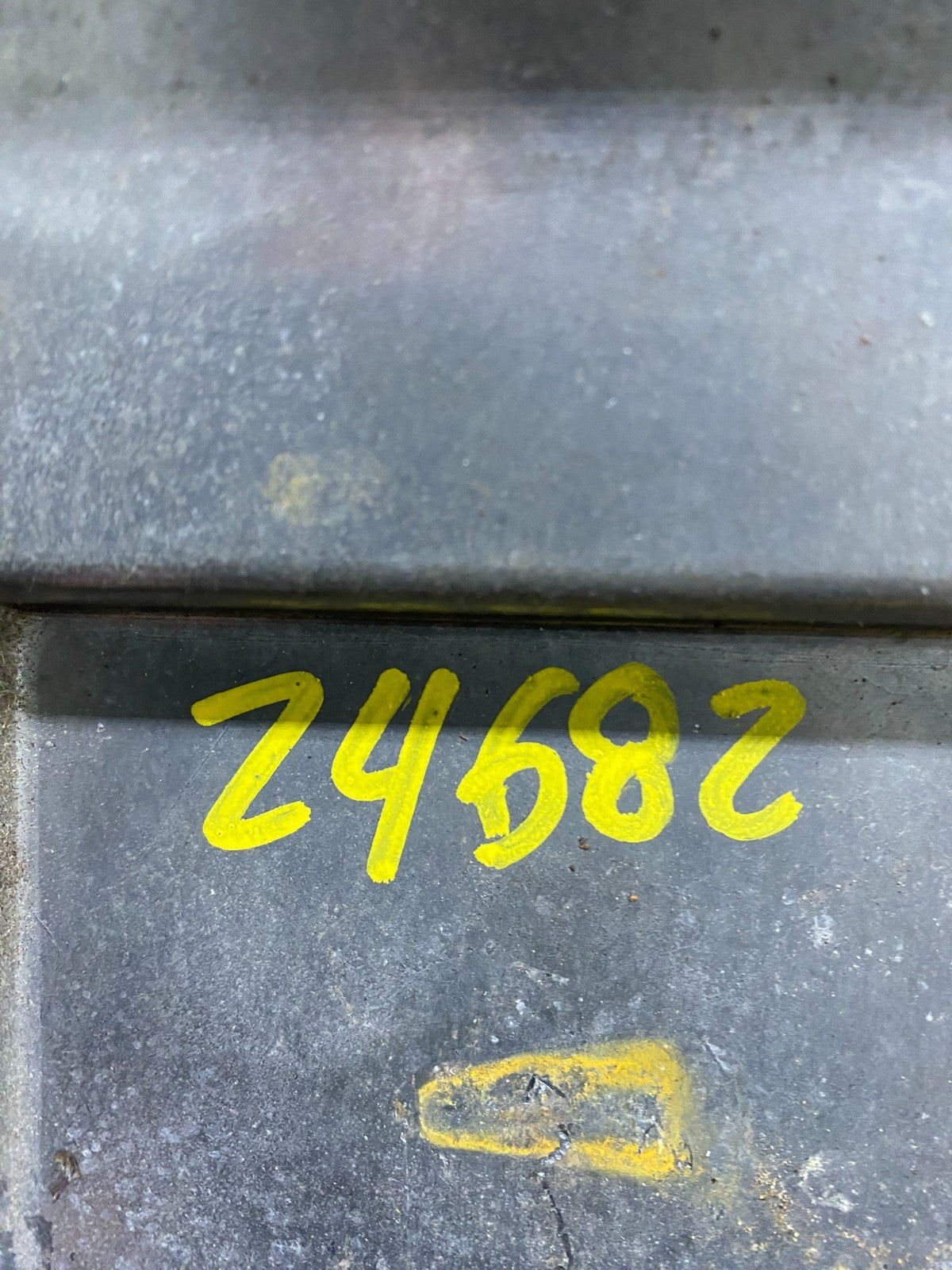 2004 Ford Explorer Engine Control Computer 4L2A-12A650-ACB Z4682 DG4