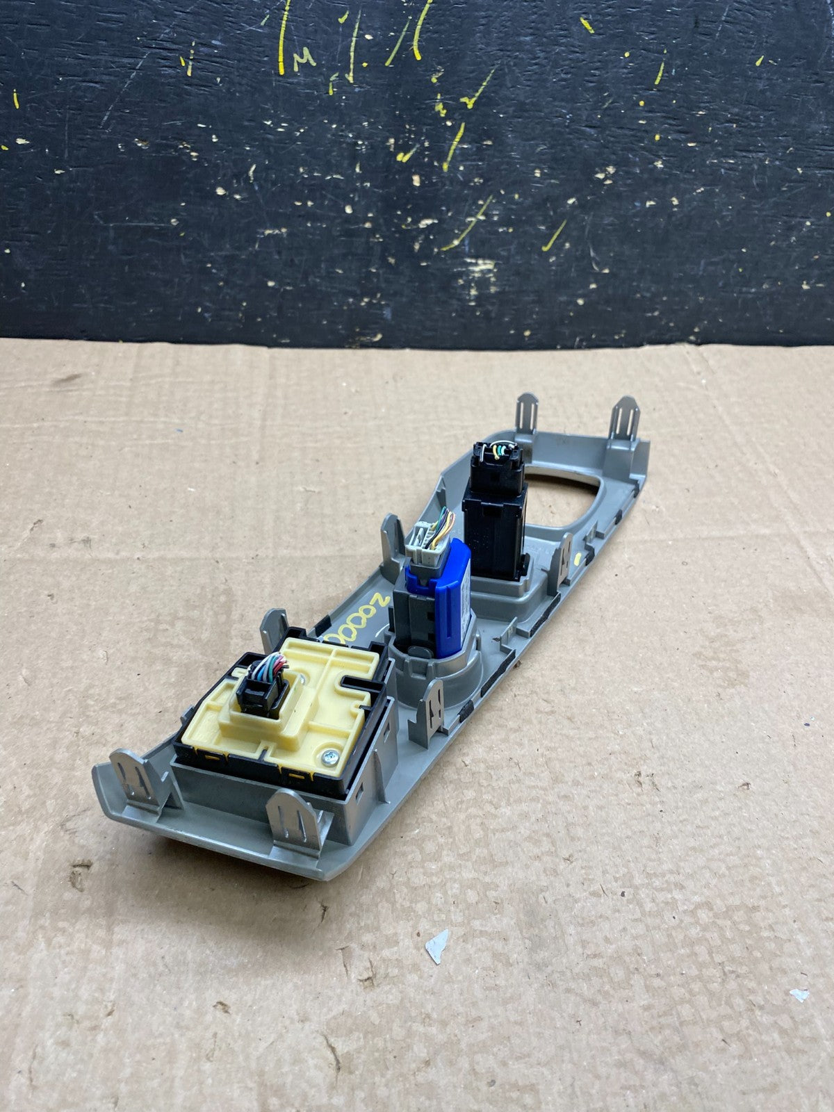 2012-2016 Toyota Prius V Shifter Bezel Trim Parking Push Start  Z0000  DG6