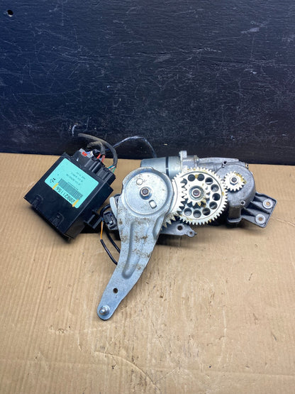 2009 2017 Acadia Enclave Escalade Suburban Liftgate Door Module Motor AD4911 DG3