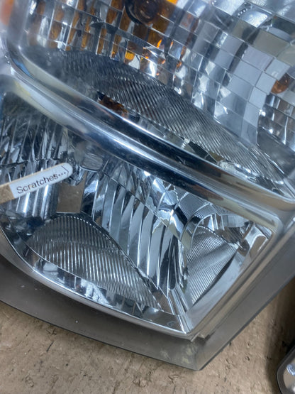 2011 to 2016 Ford F250 Super Duty Left+Right Side Headlights AD8829 DW3