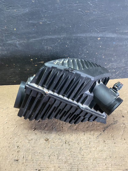 2018 to 2024 Buick Enclave Air Cleaner Filter Box Housing S3563 DG2