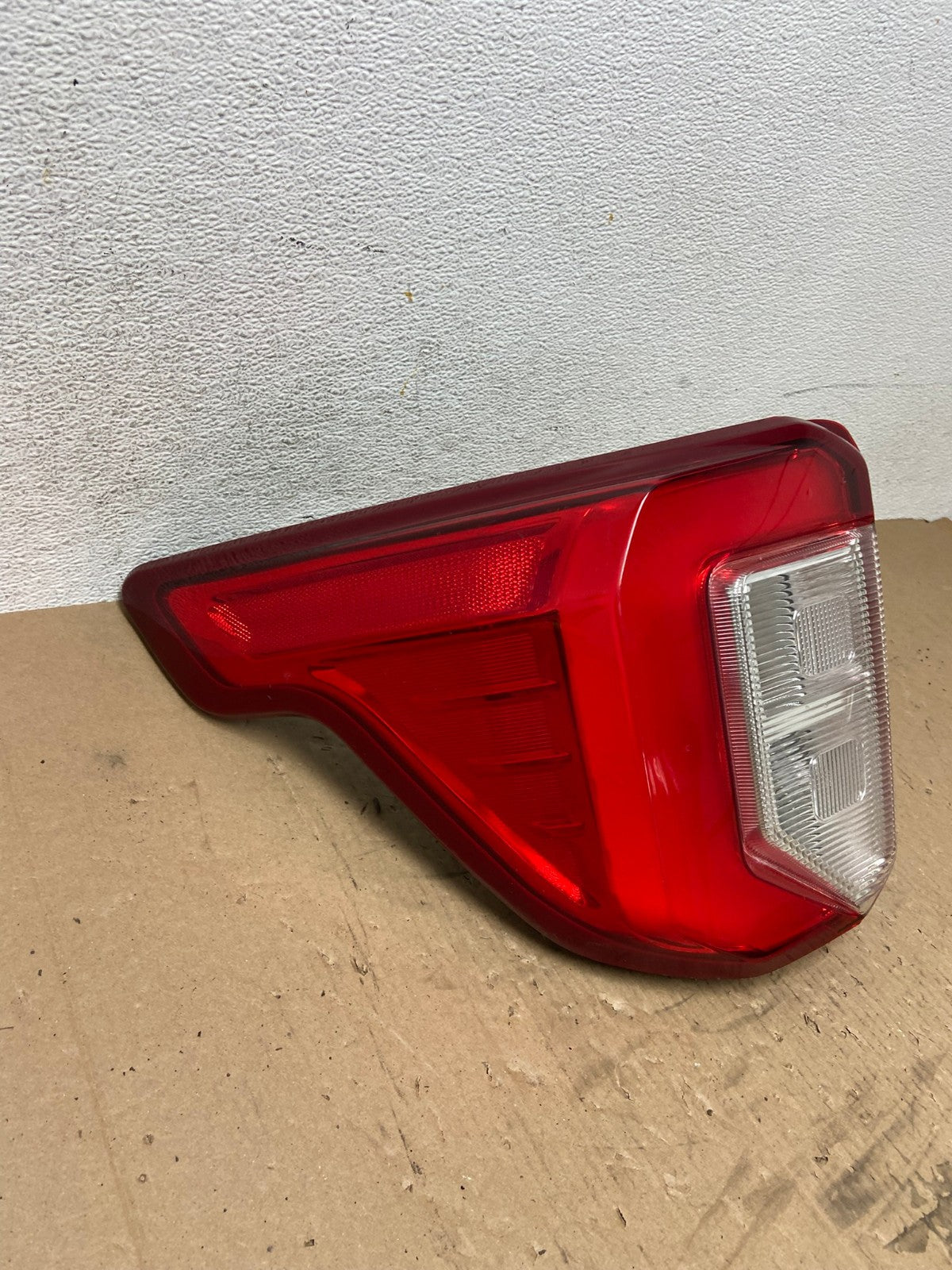 2020 2021 2022 2023 Ford Explorer Left Driver Lh Side Tail light AD7818 LK2