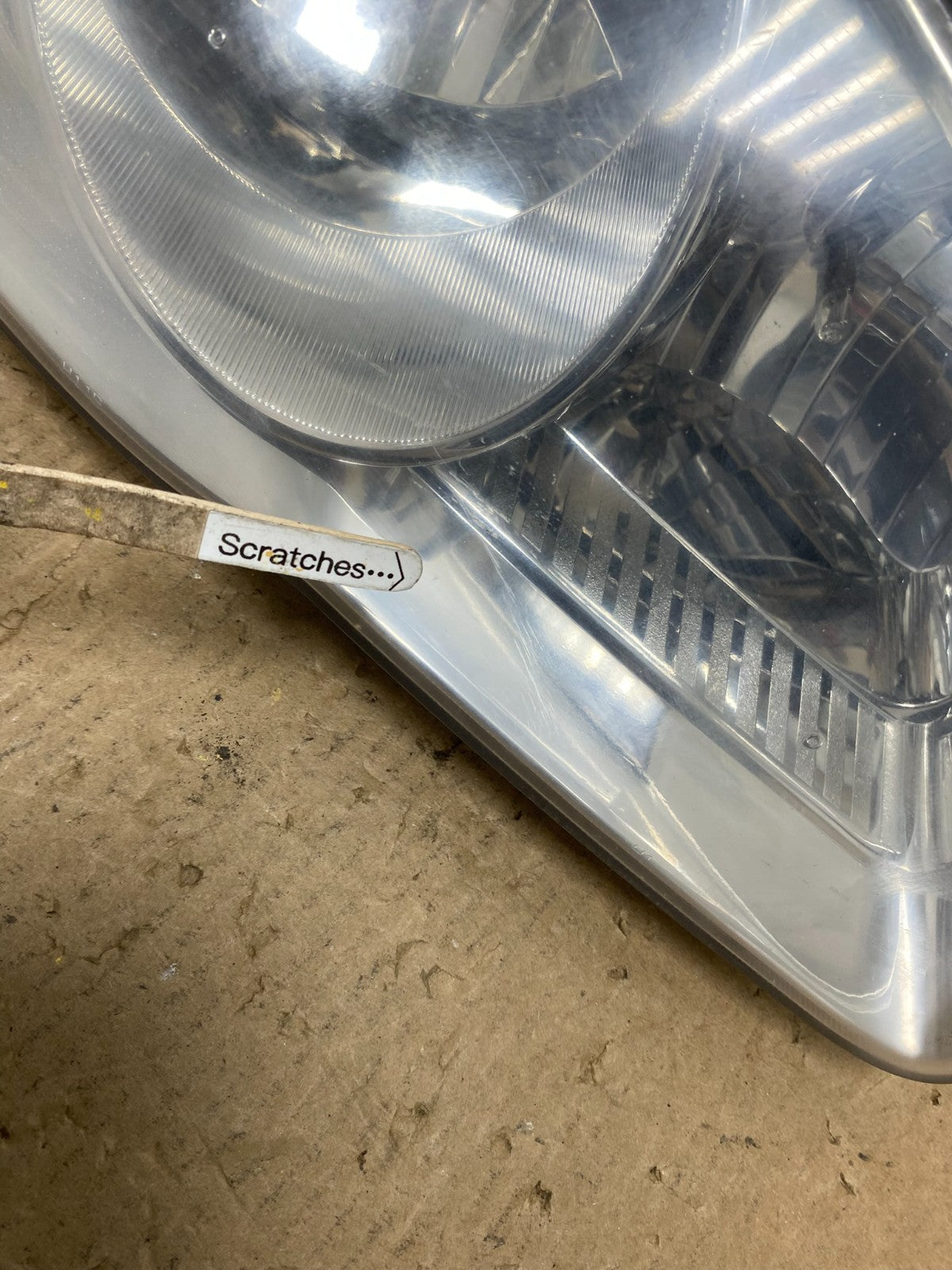 2007 2008 2009 2010 Hyundai Elantra Right Passenger Side Headlight AC1400 DW3