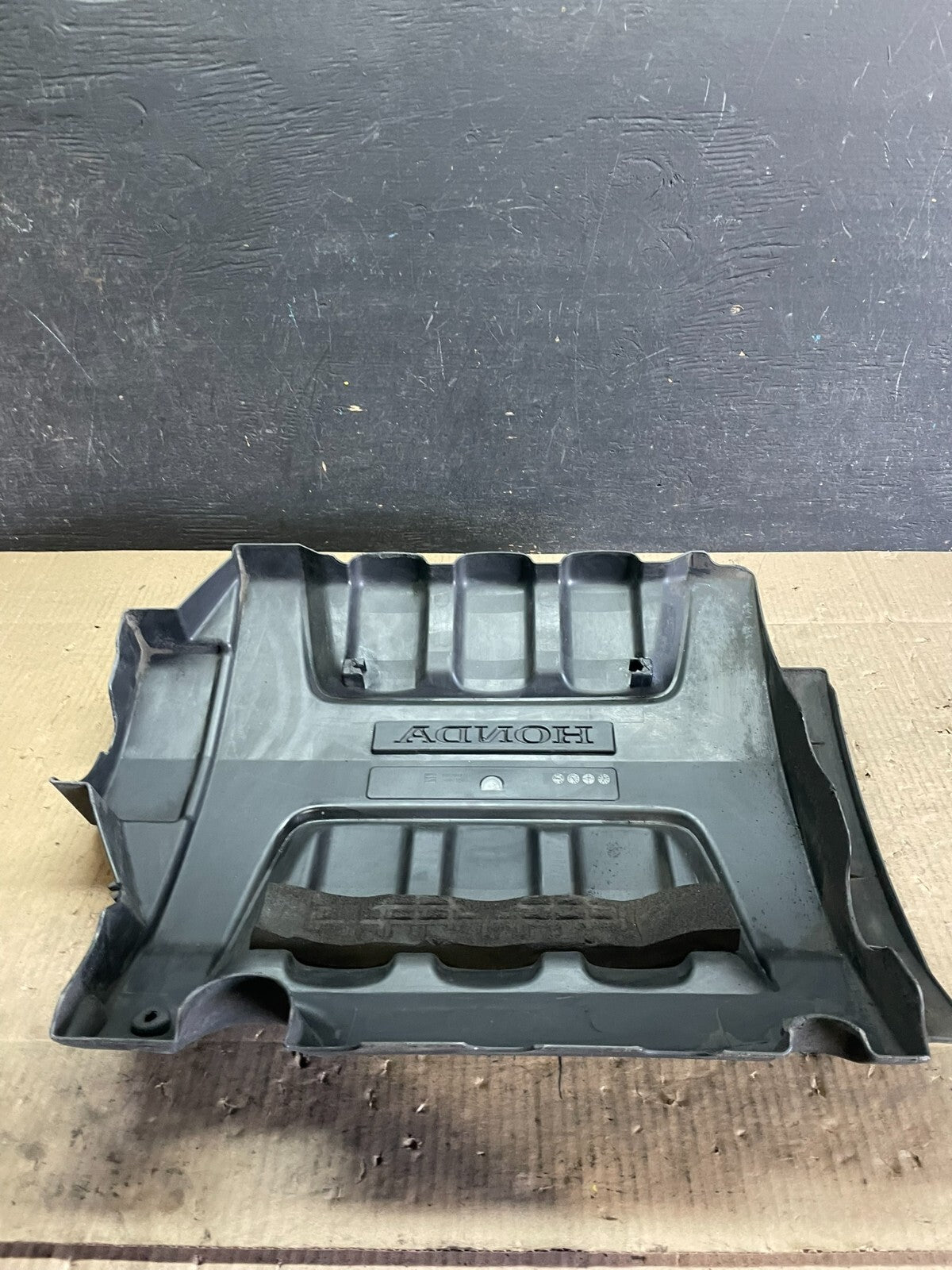 2005 to 2007 Honda Odyssey Black Engine Cover OEM i7807 DG4