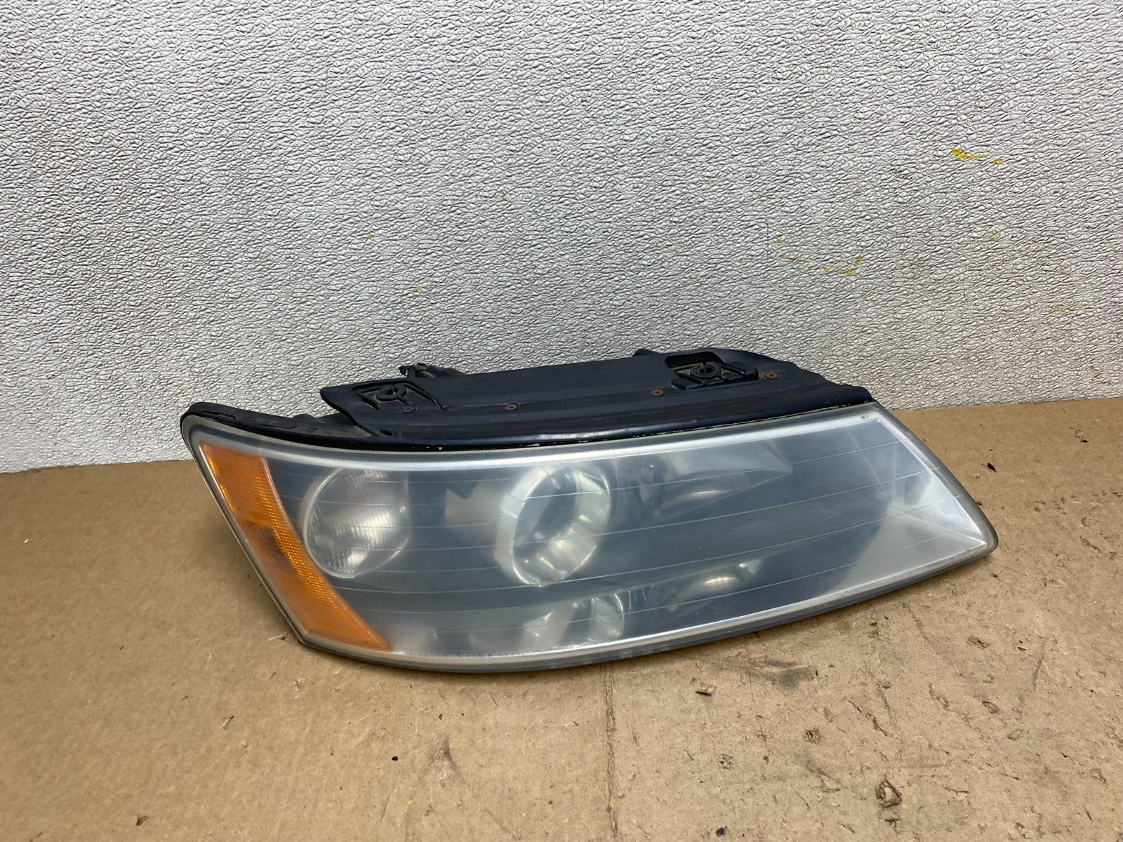 2006-2008 Hyundai Sonata Right Passenger Rh Side Headlight Halogen Oem X2110 DW0