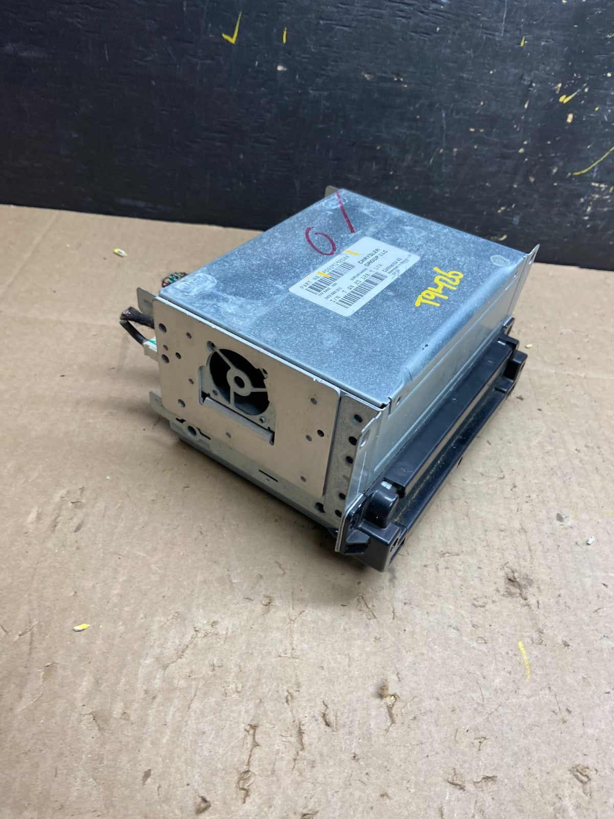 2013 - 2014 Dodge Journey Radio Info Media CD Player Unit T9428 DG1