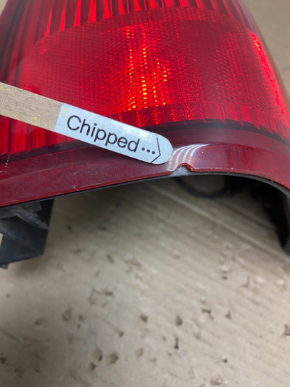2003 to 2006 Lincoln Navigator Right Passenger Side Tail Light Oem AB1442 LK4