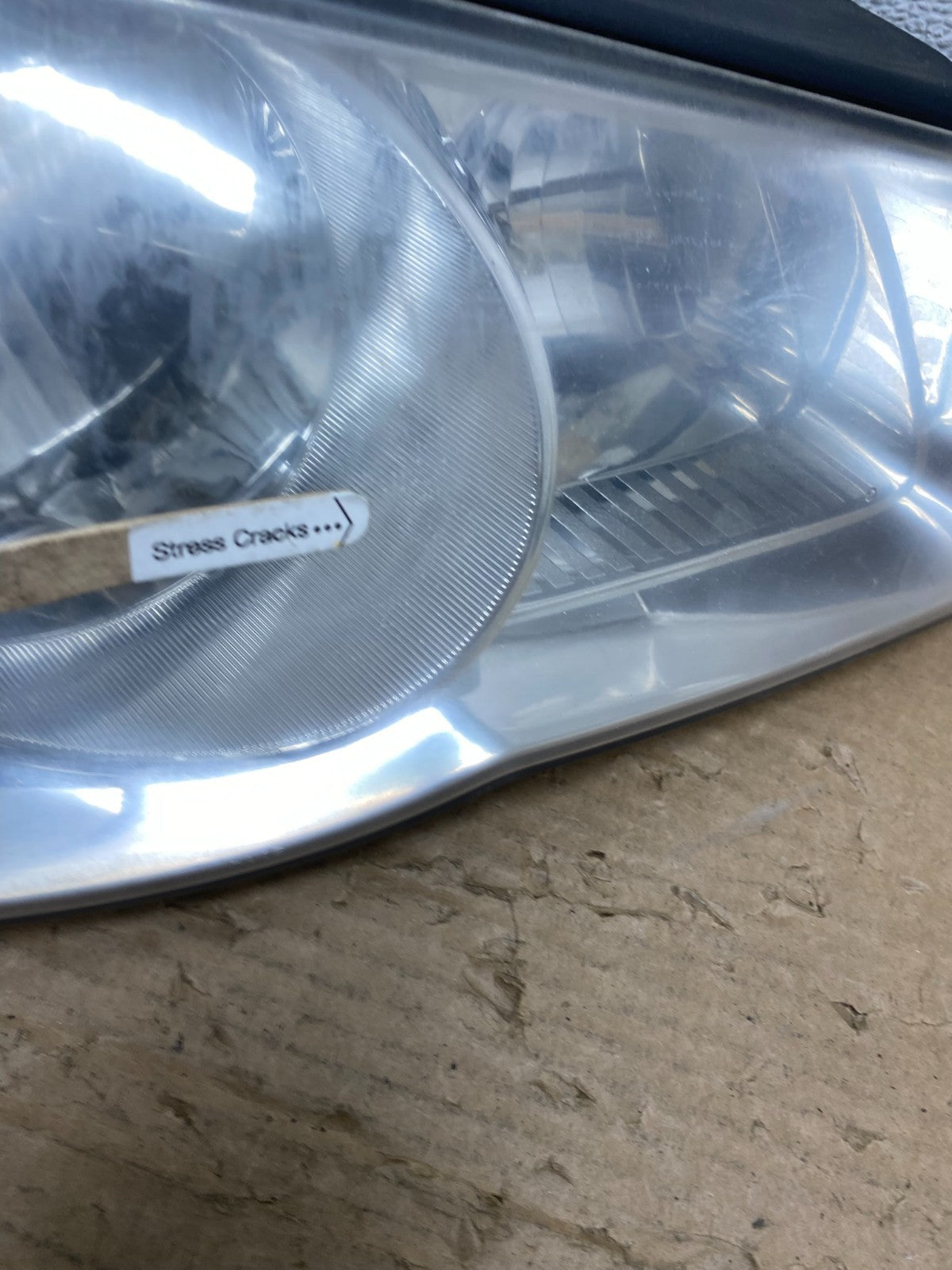 2007 2008 2009 2010 Hyundai Elantra Right Passenger Side Headlight AD4088 DW4