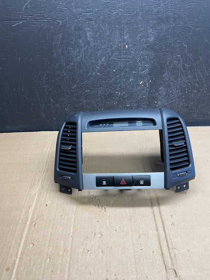 2007 to 2009 Hyundai Santa Fe Center Dashboard Radio Bezel Trim AD7117 DG0