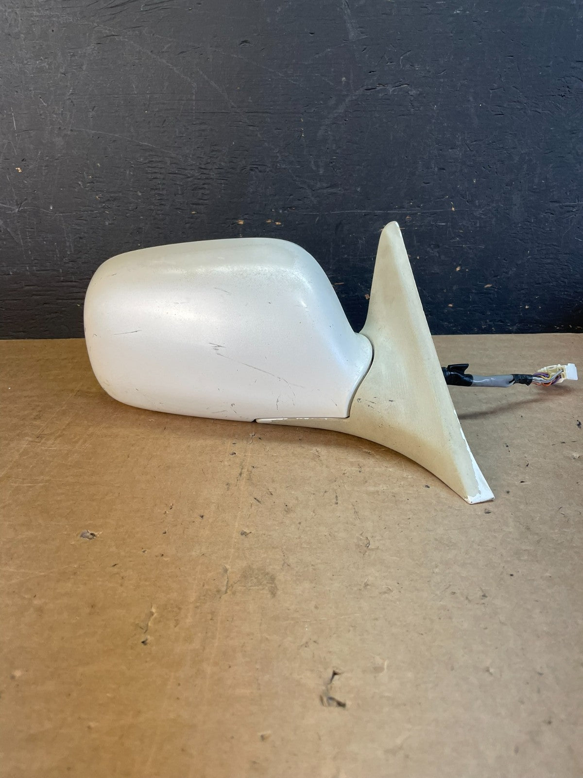 1997 to 2001 Lexus ES300 Right Passenger RH View Door Mirror AE8568 DW0