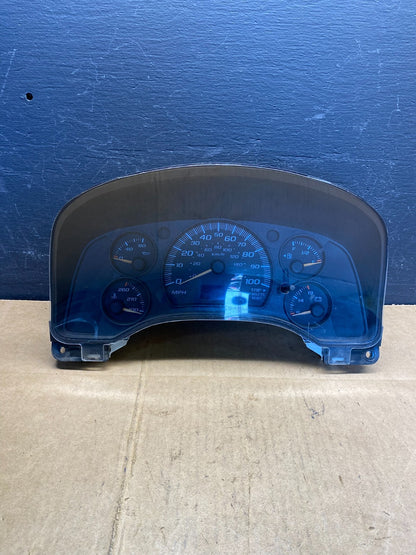 2004 to 2007 Chevrolet Express Speedometer Cluster Gauge AD4832 DG0