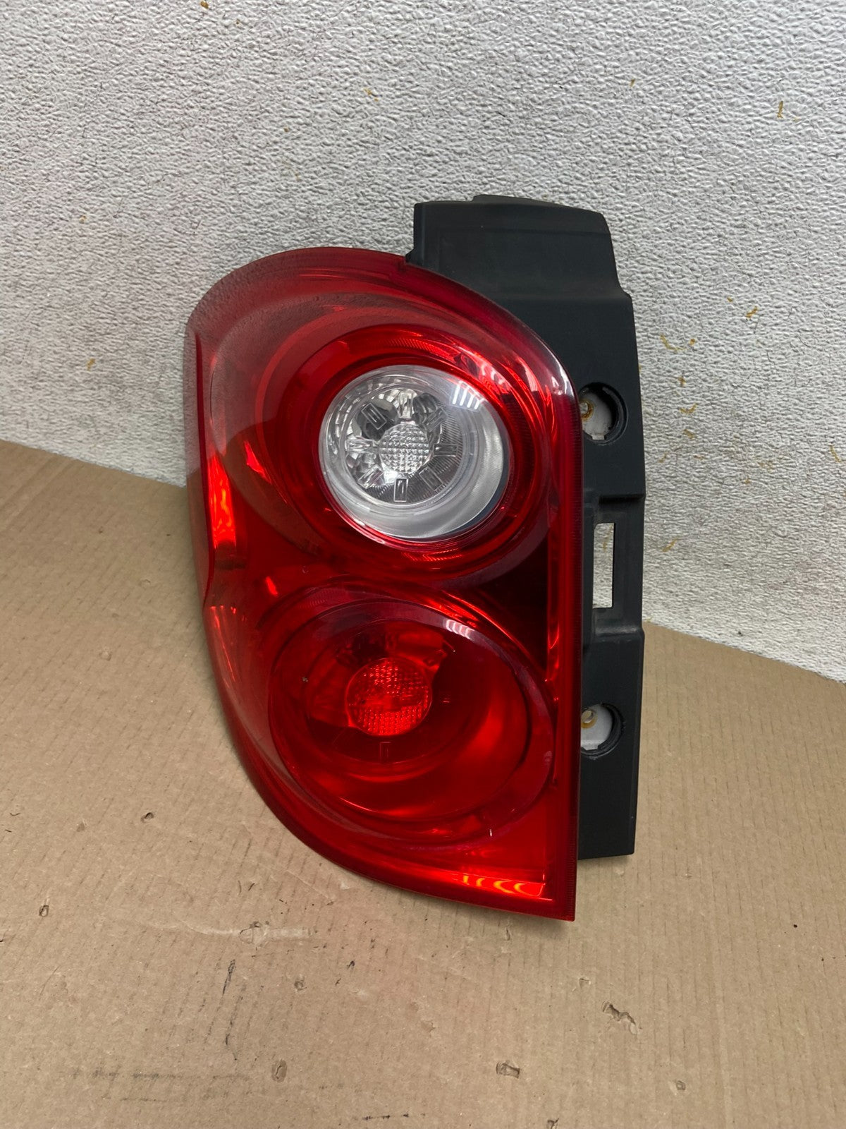 2010 to 2015 Chevrolet Equinox Left Driver Lh Side Tail Light AI9463 LK0