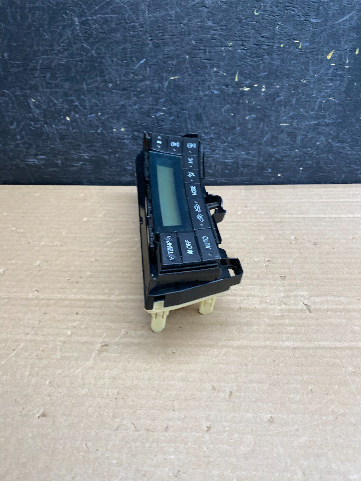2010 to 2015 Toyota Prius A/C Heater Climate Control Unit Switch AG0099 DG1
