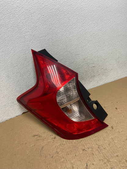 2014 - 2019 Nissan Versa Note Hatchback Left Driver LH Tail Light AF8029 LK2
