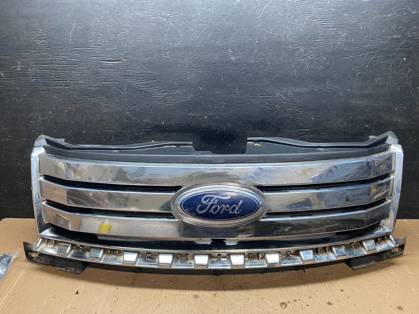 2007 2008 2009 2010 Ford Edge Front Upper Chrome Grill Grille U0264 DG0