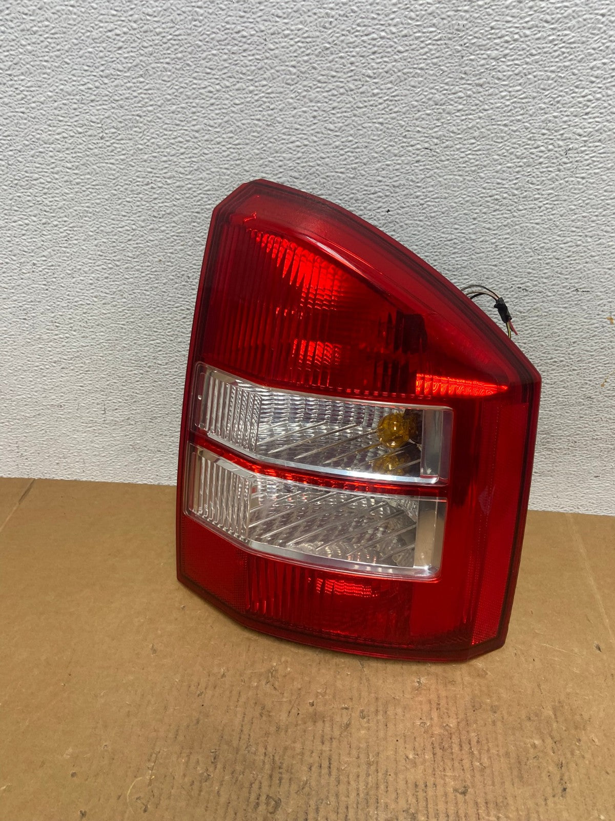 2007 2008 2009 2010 Jeep Compass Right Passenger Rh Tail Light AE0438 LK0