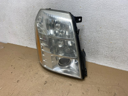 2007 - 2014 Cadillac Escalade Right Passenger Side Xenon HID Headlight AH5853 DW2