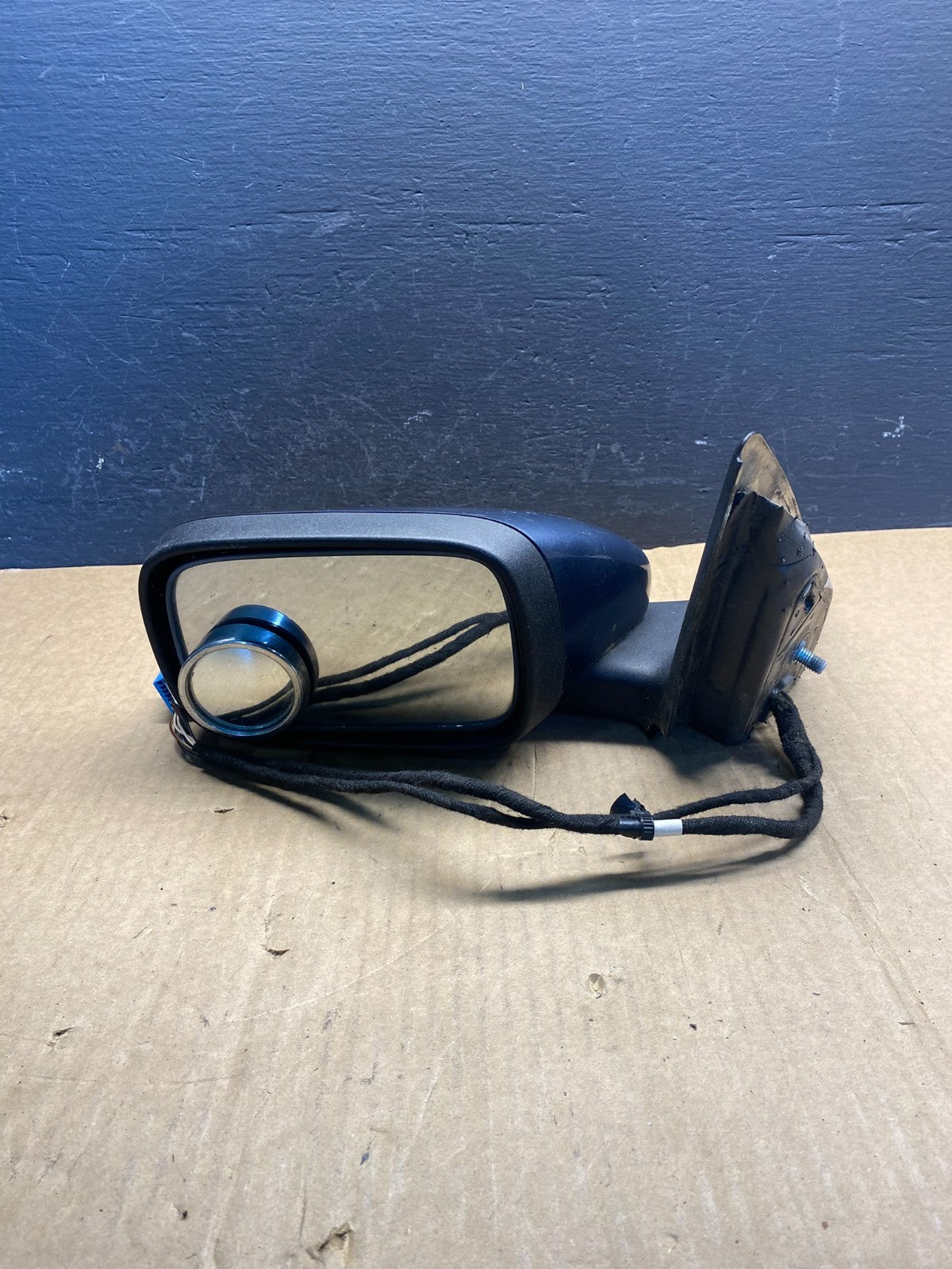 2004 - 2006 Volvo S40 Left Driver Side Turn Signal View Door Mirror AC7167 DG9