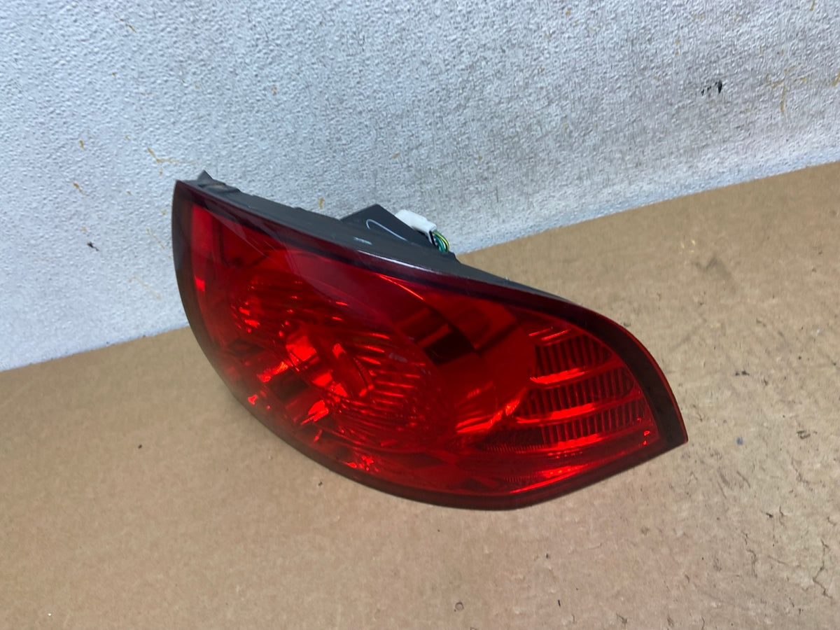 2004 2005 2006 Nissan Sentra Right Passenger Rh Side Tail Light AI3637 LK1